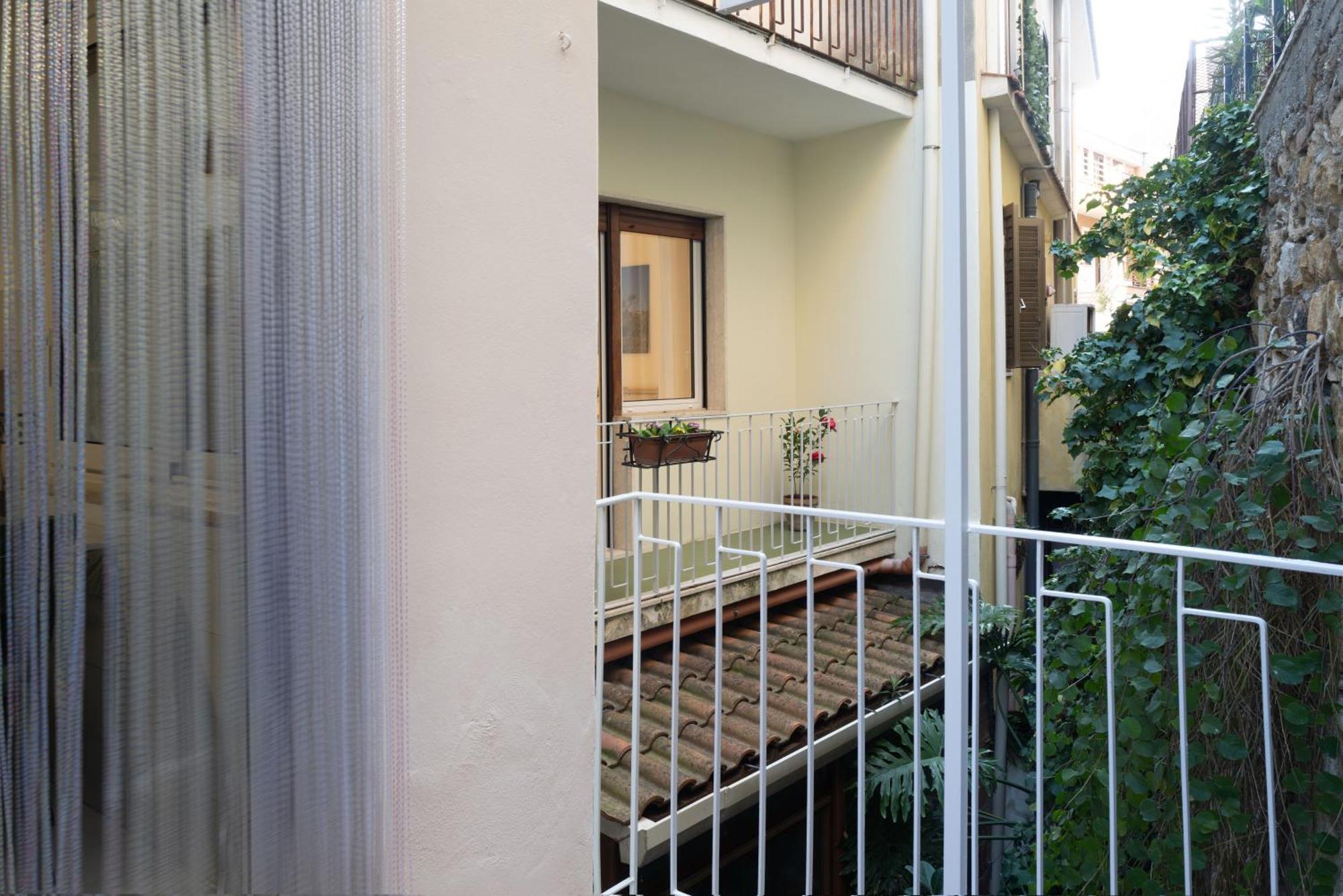 Sara Guest House تاورمينا المظهر الخارجي الصورة